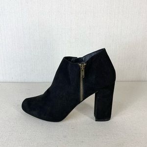 Madden Girl~Women’s ‘Party’ Black Faux Suede Block‎ Heel Bootie~Sz 10